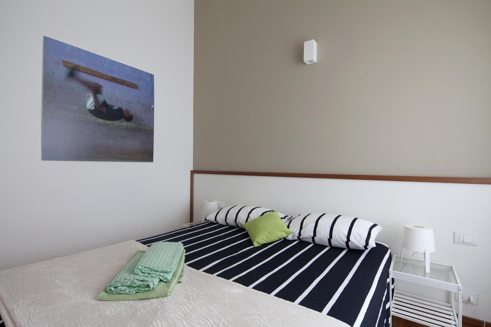 Cv5 - La Spezia City Center - Wide Modern Apartment Walking Distance To The Station To Cinque Terre - Big Terrace On The Roofs Eksteriør billede