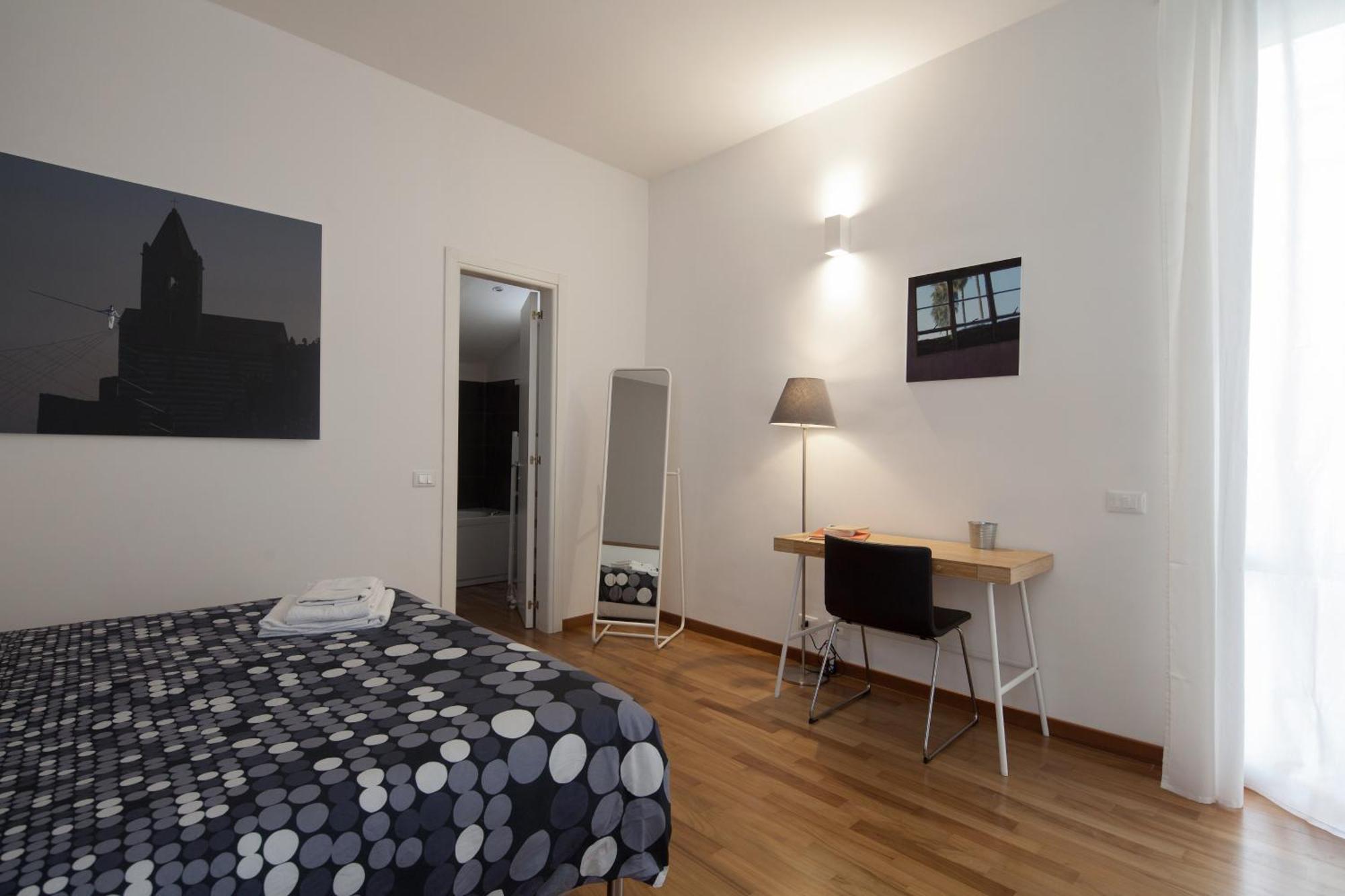 Cv5 - La Spezia City Center - Wide Modern Apartment Walking Distance To The Station To Cinque Terre - Big Terrace On The Roofs Eksteriør billede