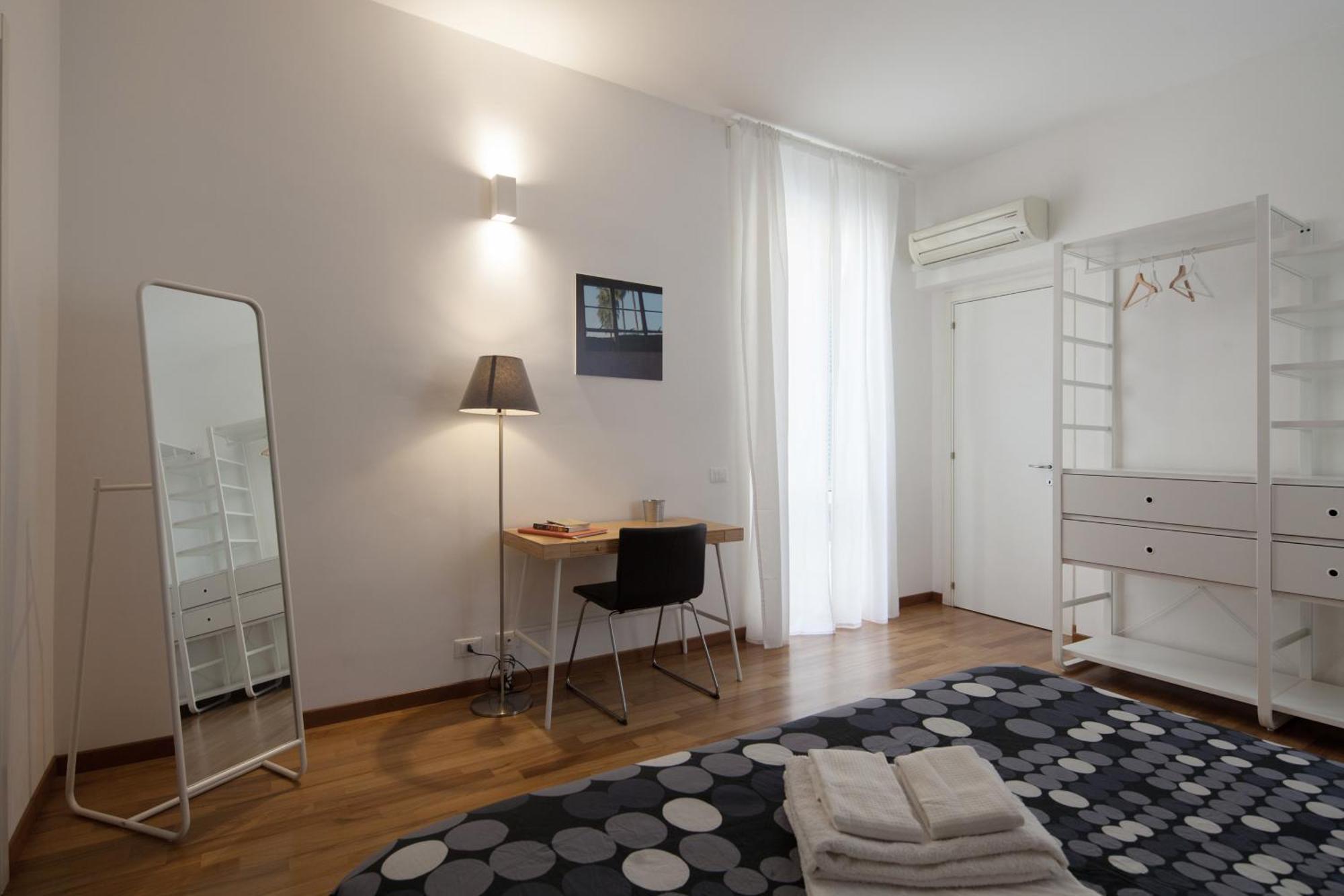 Cv5 - La Spezia City Center - Wide Modern Apartment Walking Distance To The Station To Cinque Terre - Big Terrace On The Roofs Eksteriør billede